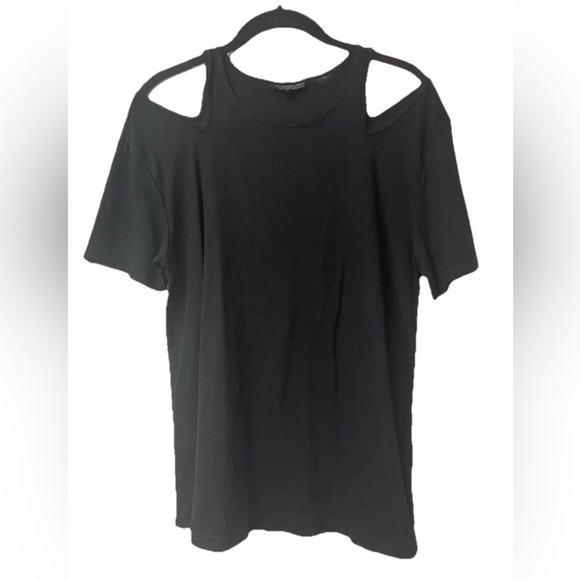 NWOT TopShop Cold shoulder Short Sleeved Top Black Size US 6 - Picture 1 of 5